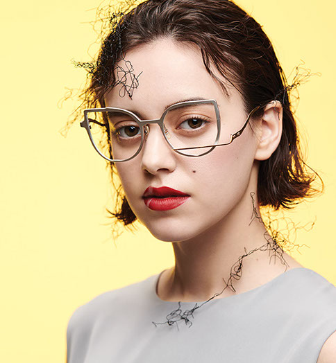 Unfinished Art / 未完成のアートBeautiful Lines - A form born out of raising a question to perfection Designer Masahiro Maruyama