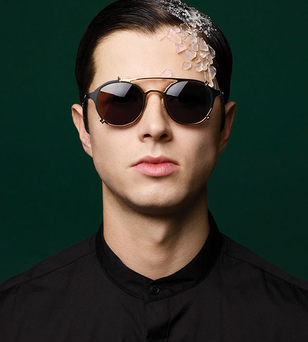 Unfinished Art / 未完成のアートBeautiful Lines - A form born out of raising a question to perfection Designer Masahiro Maruyama